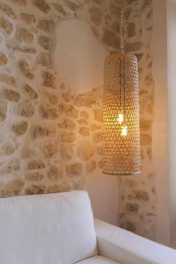Home Hotel The Pink Pepper Tree Lloseta ภายนอก รูปภาพ