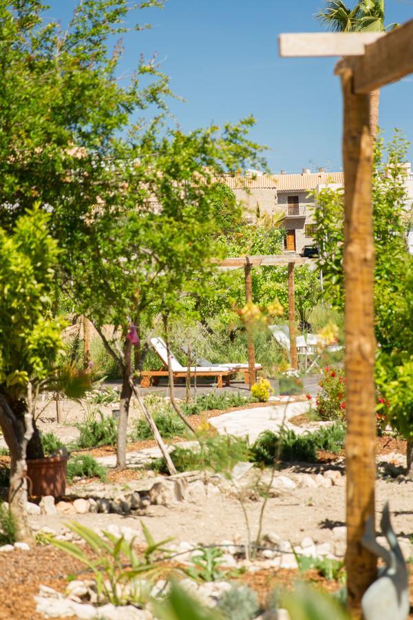Home Hotel The Pink Pepper Tree Lloseta ภายนอก รูปภาพ